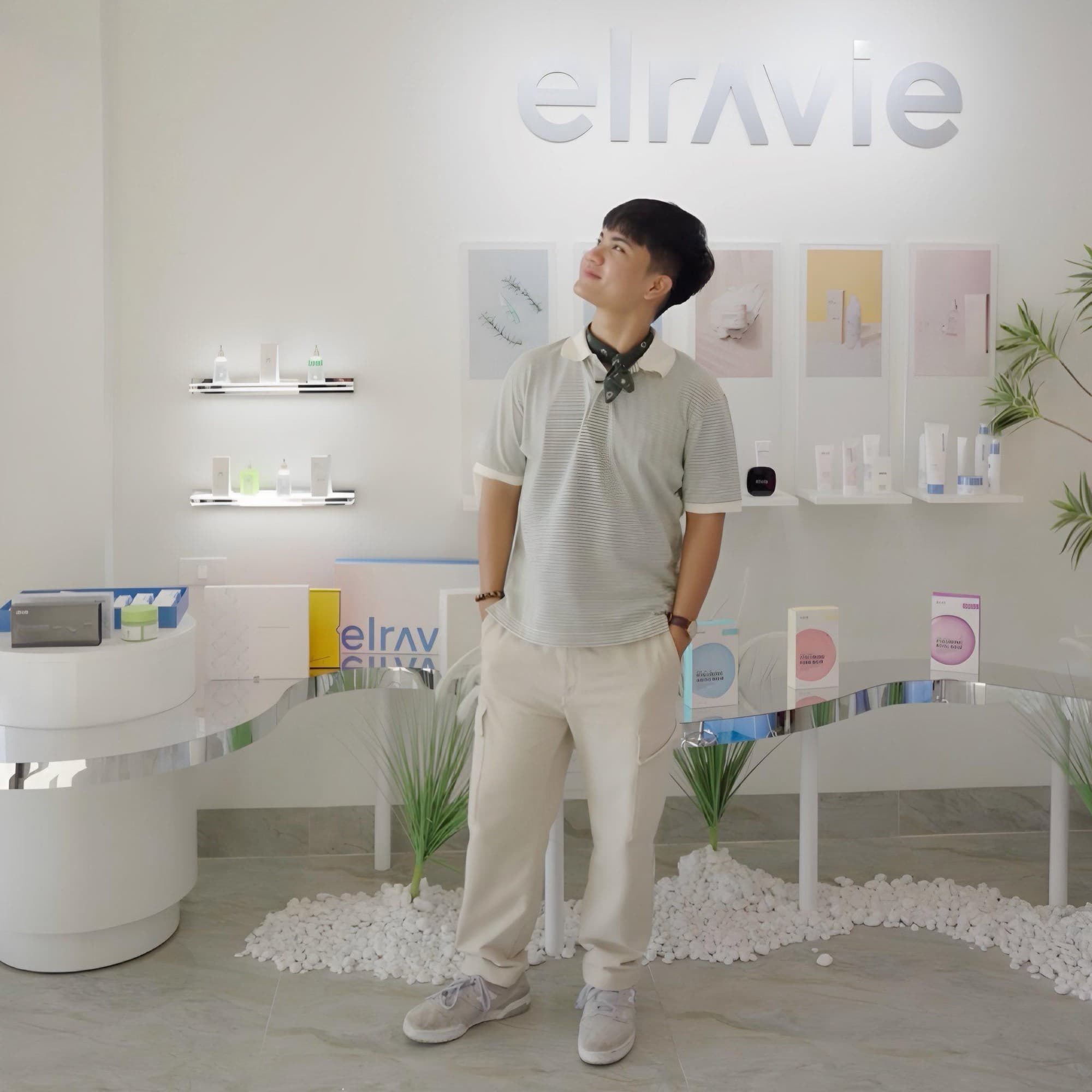 Anh Mặt Vuông - Gương mặt đại diện thương hiệu Cáo Rửa Mặt